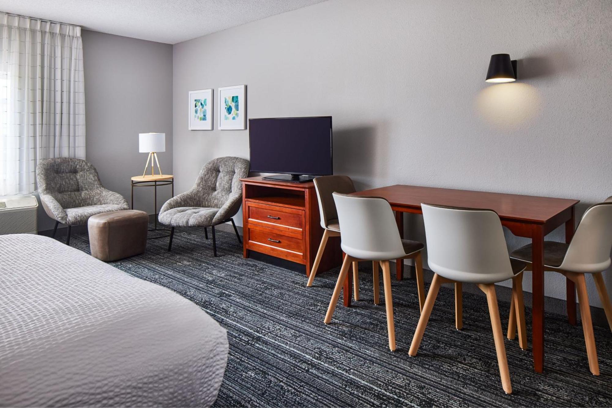 Towneplace Suites By Marriott Colorado Springs South Exterior foto